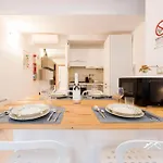 5m| 1br| Wi Fi By Tilo